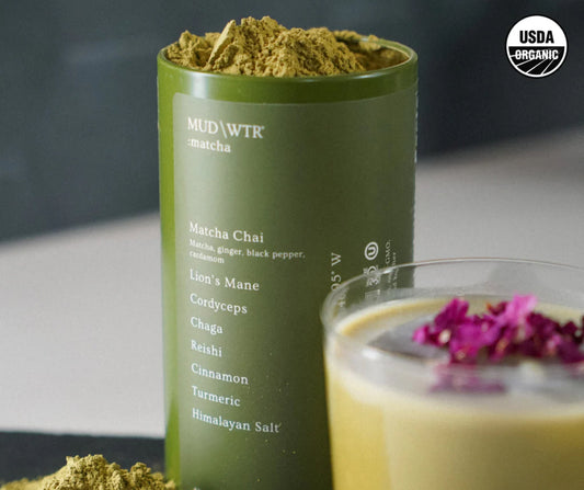matcha-latte-starter-kit-c2 1._Matcha_11e019cd-8337-4900-ba33-94c953dac3d2.jpg